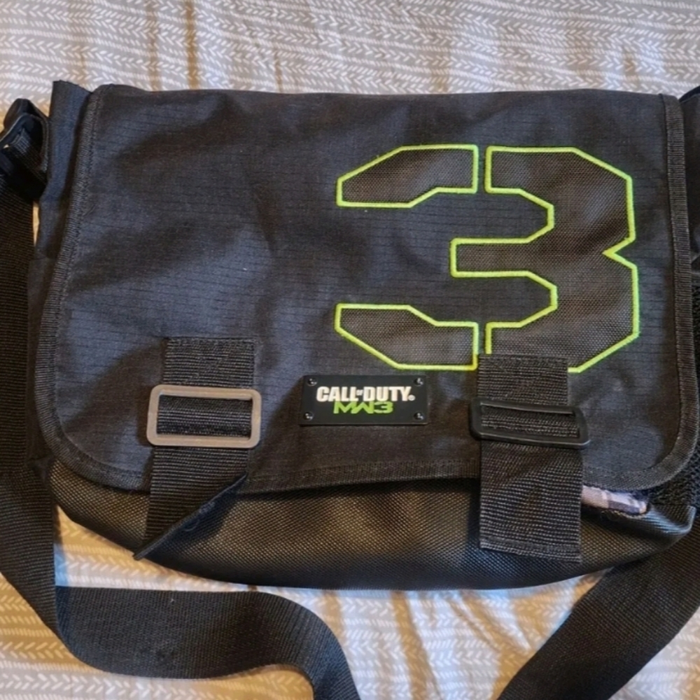 Call of duty modern warfare 3 laptop bag